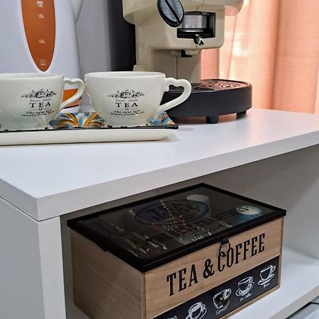 La Finestra Sul Borgo Hotel Naples Luaran gambar